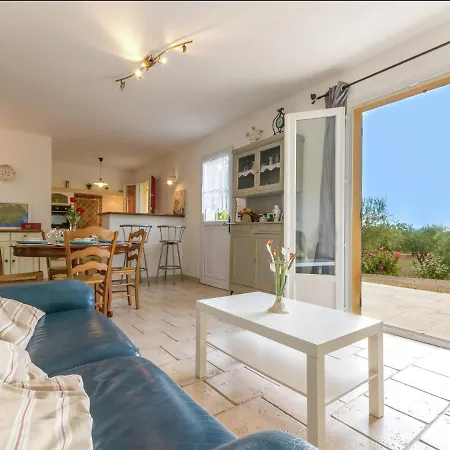 Detached Near The Truffle Capital Of Aups